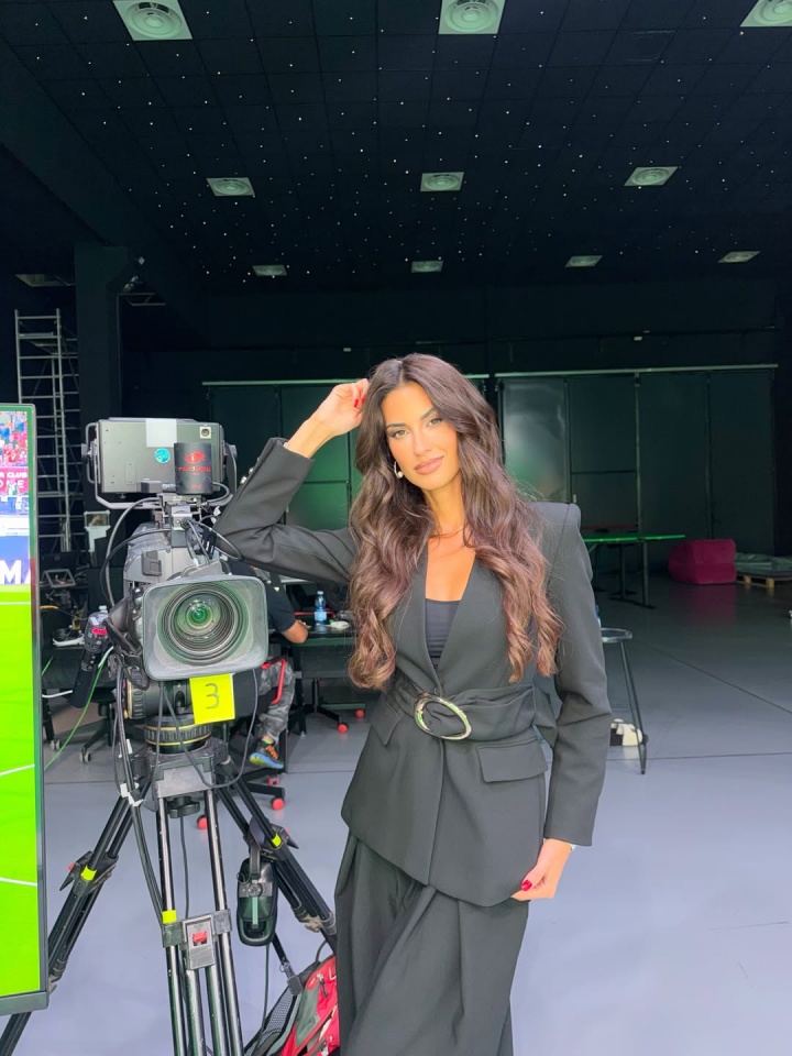 【小吧社交秀】哈兰德性感自拍 胡梅尔斯女友多图欣赏 【小吧社交秀】哈兰德性感自拍 胡梅尔斯女友多图欣赏